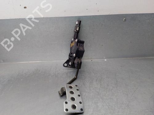 Pedal LEXUS IS II (_E2_) 220d (ALE20) (177 hp) 15133509