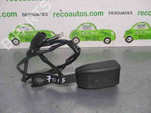 Used Seat buckle CITROËN C-CROSSER (VU_, VV_) 2.2 HDi (156 hp) 21018926