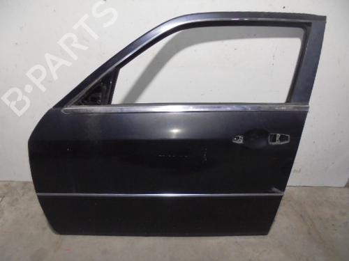 dr-venstre-fortil-chrysler-300c-lx-le-30-crd-5134171ai-negra-4-puertas-2004-9156433 main image