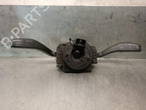Used Headlight switch VW POLO (9N_, 9A_) 1.4 TDI (75 hp) 23986986