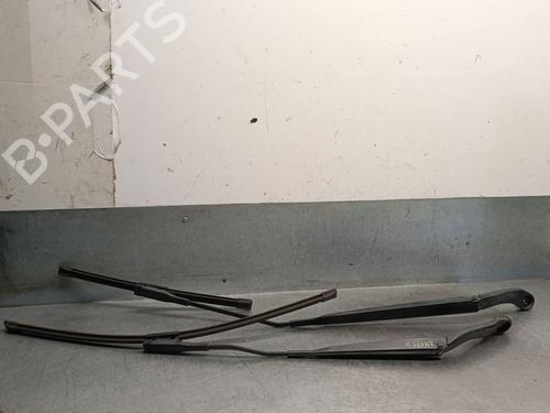 Scheibenwischer vorne für NISSAN QASHQAI I (J10, NJ10) 2.0 dCi (150 hp) 30698151