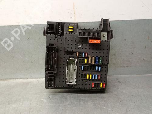 Used Fuse box VOLVO S60 I (384) D5 (163 hp) 27190396