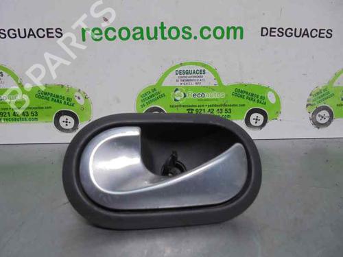 Used Rear left interior door handle RENAULT MEGANE II Estate (KM0/1_) 1.9 dCi (KMRG, KM1G, KM0G, KM2C) (120 hp) 12186570