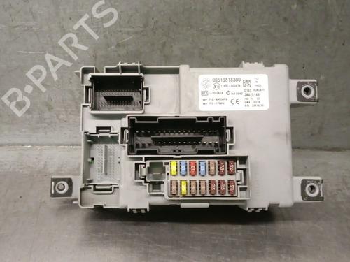 fuse-box-fiat-500-312_-2007-34584310 main image