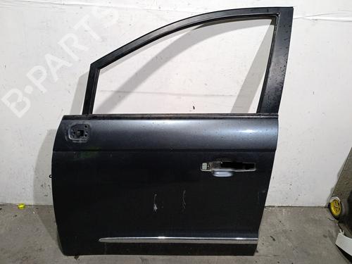Used Left front door SSANGYONG RODIUS I 2.7 Xdi (163 hp) 30137264
