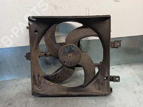Used Radiator fan NISSAN PRIMERA (P11) 1.6 16V (99 hp) 7245075