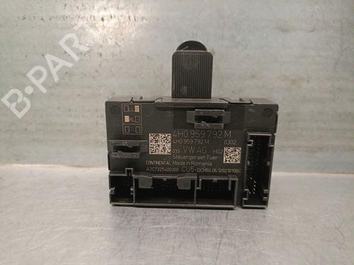 Used Comfort control module PORSCHE CAYENNE (92A) 3.0 Diesel (245 hp) 25242208