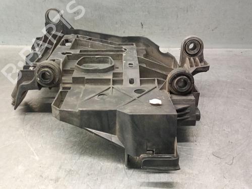 Left headlight support PORSCHE CAYENNE (9PA) 3.2 | BP28064716C157 