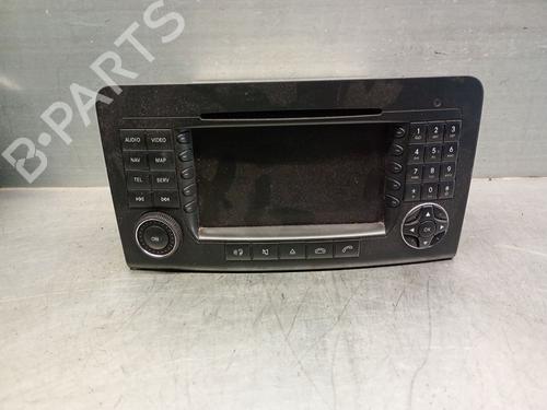 Radio MERCEDES-BENZ M-CLASS (W164) ML 450 CDI 4-matic (164.128) (306 hp) 28819316