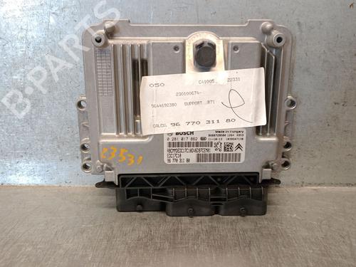 Used Engine control unit (ECU) CITROËN C4 II (NC_) 1.6 HDi 90 (92 hp) 28810438