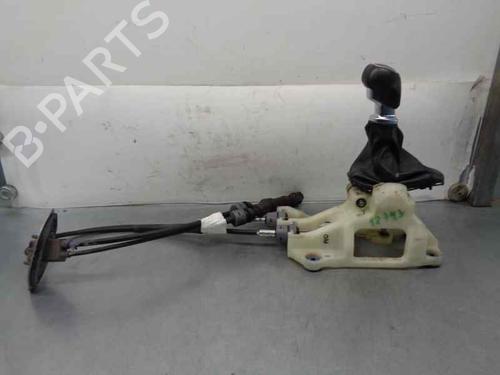 Used Gear lever HYUNDAI i30 Estate (FD) 1.6 CRDi (90 hp) 7447321
