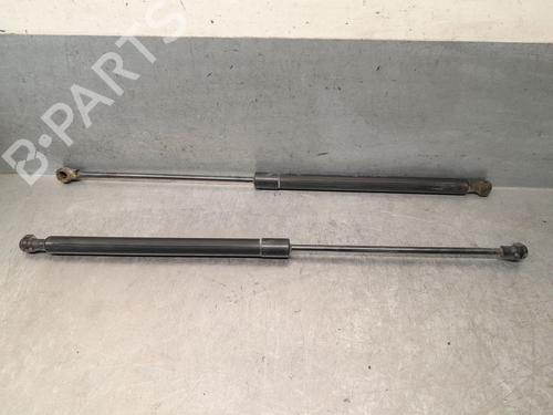 Gassdemper Bakluke Gassdemper Bakluke PEUGEOT 308 III (FB_, FH_, FP_, F3_, FM_) PureTech 130 (FPHNSL, FPHNST) (131 hp) 36859606 36859606