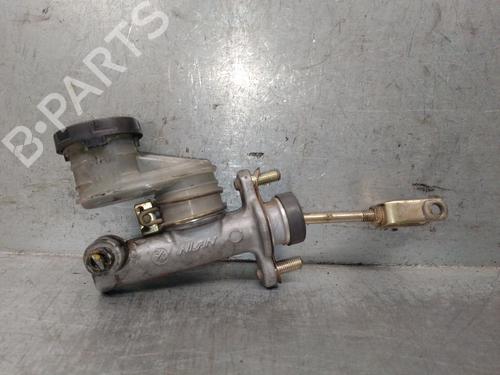 Used Clutch slave cylinder Clutch slave cylinder 39589121 39589121