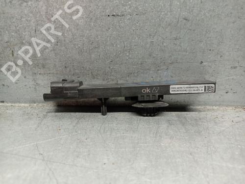 Antenne/Base OPEL CORSA F (P2JO) 1.5 (68) (102 hp) 21840122