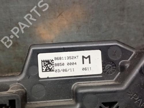 Gear lever CITROËN C4 Picasso I MPV (UD_) 2.0 HDi 150 | BP25273077M90