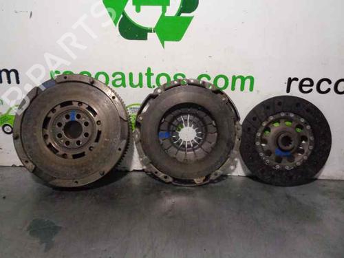 Otra BMW 5 (E39) 528 i (193 hp) 25805882