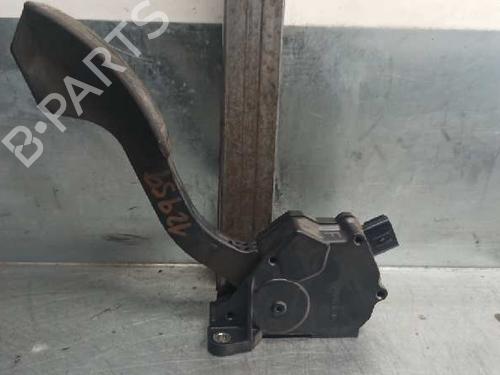 Used Pedal TOYOTA RAV 4 III (_A3_) 2.2 D 4WD (ALA30_, ALA30R) (136 hp) 7313316