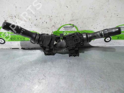 Commande de phare TOYOTA COROLLA (_E12_) 1.4 D (NDE120_, NDE120R) (90 hp) 2332600