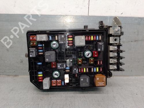 Used Fuse box OPEL ASTRA K (B16) 1.6 CDTi (68) (110 hp) 31993822