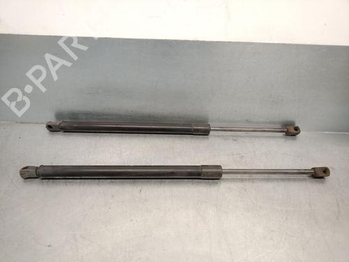 Used Tailgate lift support KIA SORENTO III (UM) 2.2 CRDi (200 hp) 27475458