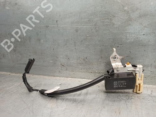 Used Electronic sensor TOYOTA COROLLA Saloon (_E15_) 2.0 D-4D (ADE150) (126 hp) 16666505