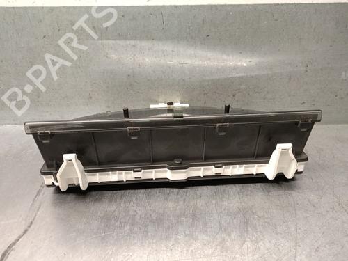 Cockpit TOYOTA COROLLA Verso (ZER_, ZZE12_, R1_) 2.2 D-4D (AUR10_, AUR10R) | BP30480573C47