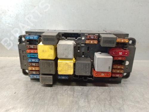 Fuse box MERCEDES-BENZ C-CLASS (W203) C 320 (203.064) | BP33182425E1 - Image 2