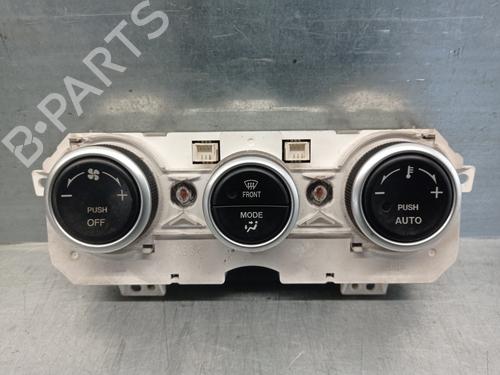 Used Climate control MAZDA 6 Hatchback (GG) 2.0 DI (GG14) (121 hp) 13320334