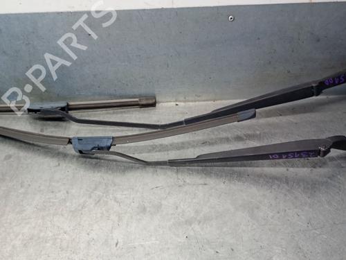 Used Front windshield wiper arm NISSAN ALMERA II Hatchback (N16) 2.2 Di (110 hp) 27590140