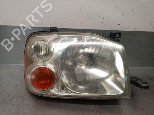 Used Right headlight NISSAN PICK UP (D22) 2.5 Di (133 hp) 30912547
