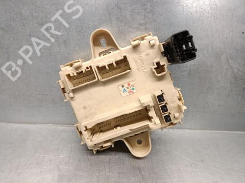 Used Fuse box LEXUS RX (_U3_) 400h AWD (MHU38_) (211 hp) 25795700