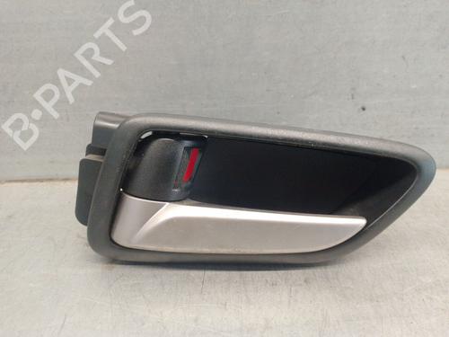 Venstre foran invendig håndtak MAZDA 2 Hatchback (DL, DJ) 1.5 SKYACTIV-G (90 hp) 27382444