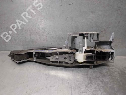 Front right exterior door handle PEUGEOT 5008 (0U_, 0E_) 2.0 HDi 150 / BlueHDi 150 | BP18024546C129 