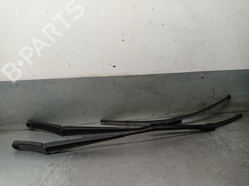 Used Rear windshield wiper arm SKODA OCTAVIA III (5E3, NL3, NR3) 1.5 TSI (150 hp) 20851998