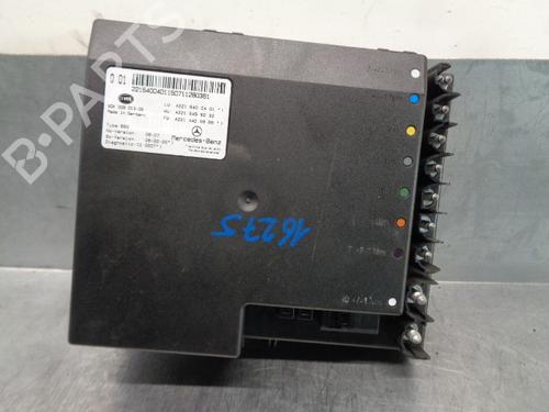 Used Fuse box MERCEDES-BENZ S-CLASS (W221, V221) S 320 CDI (221.022, 221.122) (235 hp) 10638281