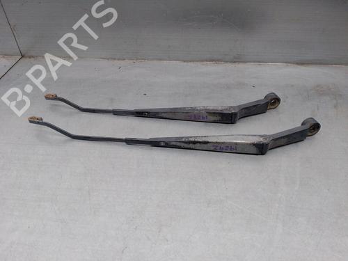 Used Front windshield wiper arm DAEWOO LACETTI Hatchback (KLAN) 1.6 (109 hp) 16087375