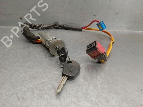 Used Ignition barrel CITROËN XSARA Break (N2) 1.9 TD (90 hp) 31125796