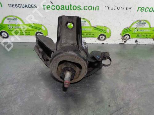 Used Engine mount Engine mount 8762849 8762849