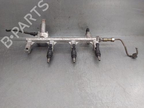 Used Injection rail MINI MINI (R56) Cooper S (174 hp) 30288898
