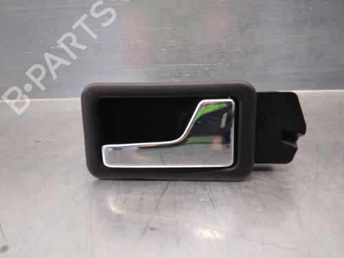 Used Front right interior door handle AUDI 100 C3 Saloon (443, 444) 2.2 (137 hp) 13911548