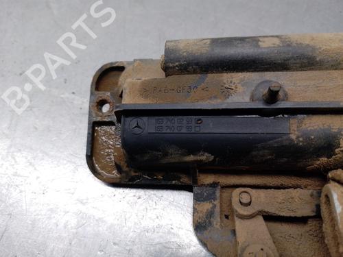 Tailgate handle MERCEDES-BENZ M-CLASS (W163) ML 270 CDI (163.113) | BP15107568C132 