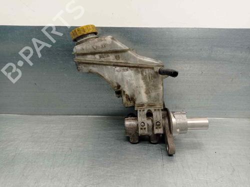 Used Brake master cylinder Brake master cylinder 11810896 11810896