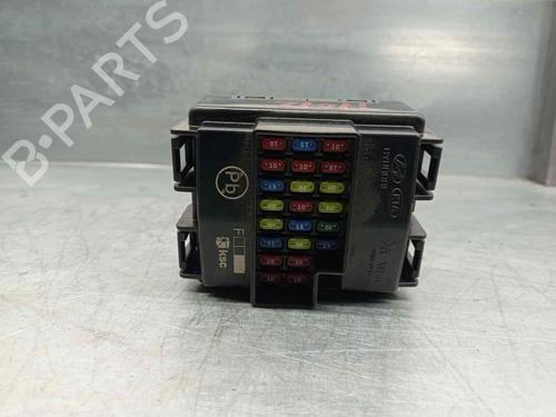 Used Fuse box Fuse box 11761606 11761606