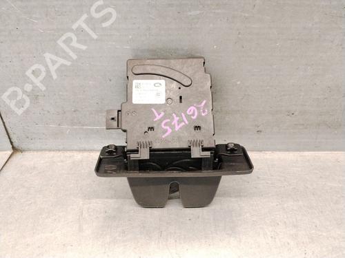 tailgate-lock-jaguar-xe-x760-2015-38509977 main image