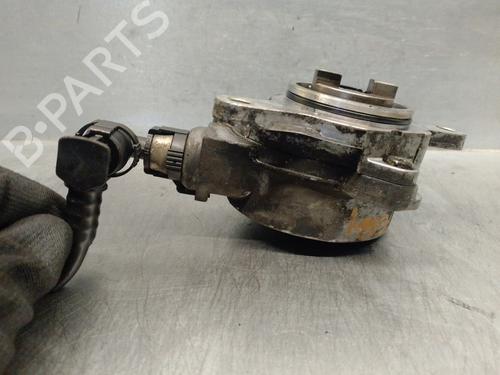 Vacuum pump RENAULT TRAFIC II Van (FL) 2.5 dCi 135 (FL0D) | BP16452930M80 