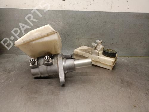 Used Brake master cylinder CITROËN DS5 2.0 HDi 200 Hybrid4 All-wheel Drive (200 hp) 28052298