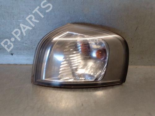 Kierunkowskaz przedni lewy VOLVO S80 I (184) T6 8620463 | 8620463