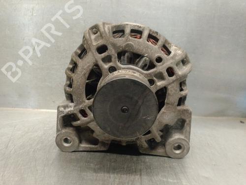 Used Alternator SMART FORFOUR Hatchback (453) 1.0 (453.042, 453.043) (71 hp) 15831092