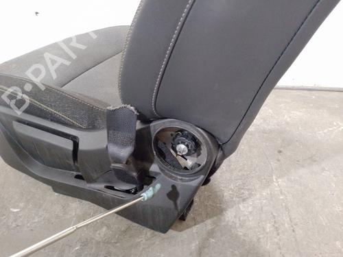 Left front seat RENAULT CAPTUR II (HF_) TCe 90 (HFM6) | BP32028117C15 