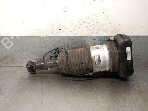 Højre bagtil støddæmper Højre bagtil støddæmper BMW X5 (G05, F95) xDrive 45 e Plug-in Hybrid (394 hp) 33042142 33042142